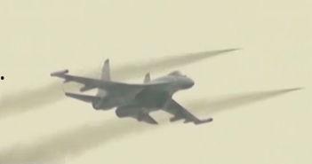 网红飞机飞多远才能飞,揭秘飞行极限，探索无垠天际